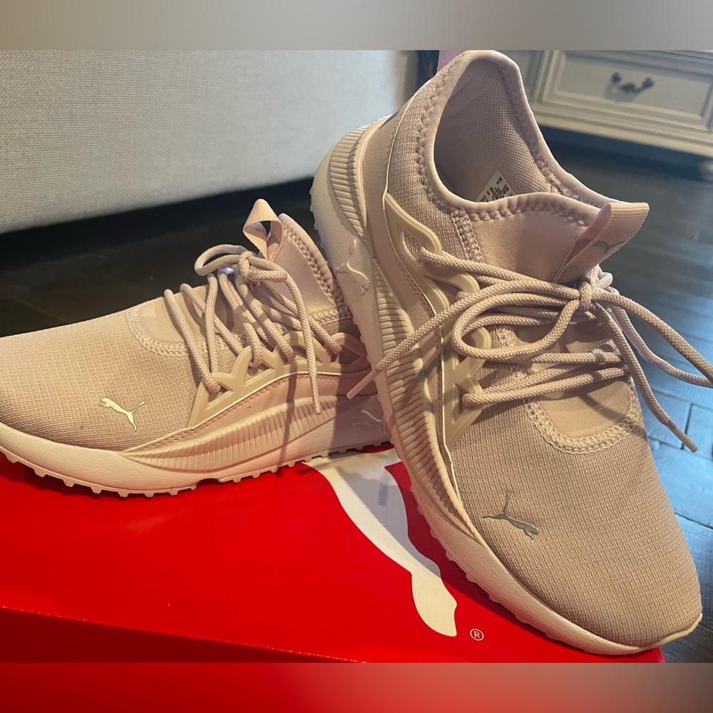 Women’s Pumas